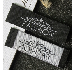  In Nhãn Mác Quần Áo Nên Dùng Chất Liệu Gì? | Phân Tích Chuyên Sâu