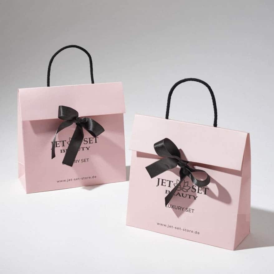 in-tui-giay-dung-my-pham-theo-thiet-ke-rieng